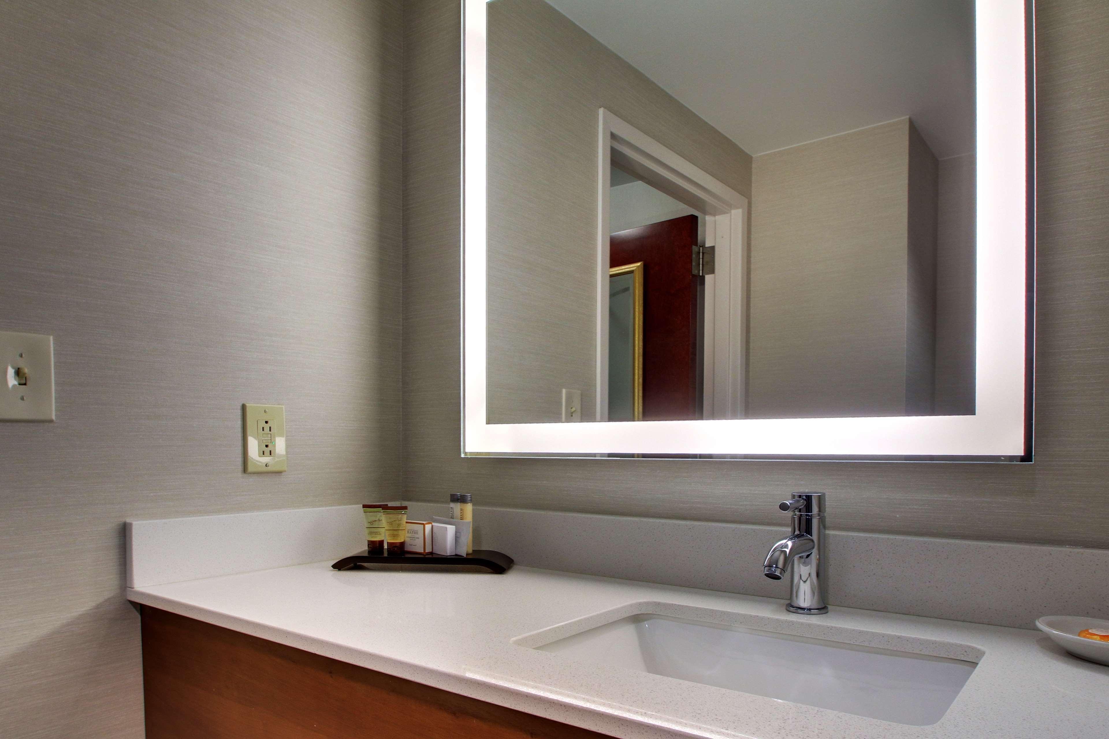 Best Western Plus Boston Hotel מראה חיצוני תמונה
