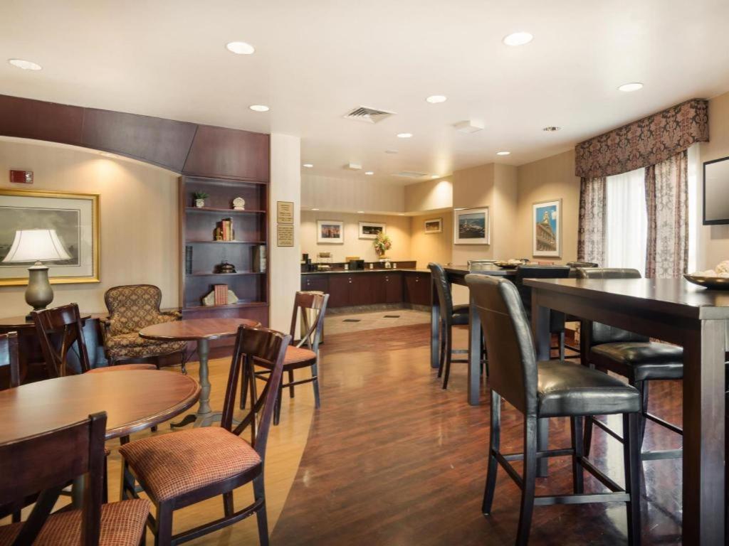 Best Western Plus Boston Hotel מראה חיצוני תמונה
